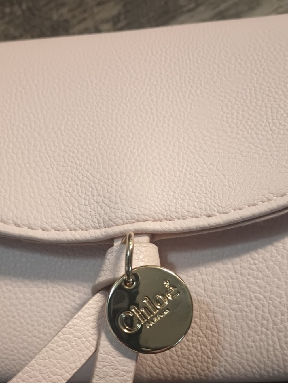 CHLOE' Light Pink Faux Leather Wallet with Gold Charm - Picture 3 of 12